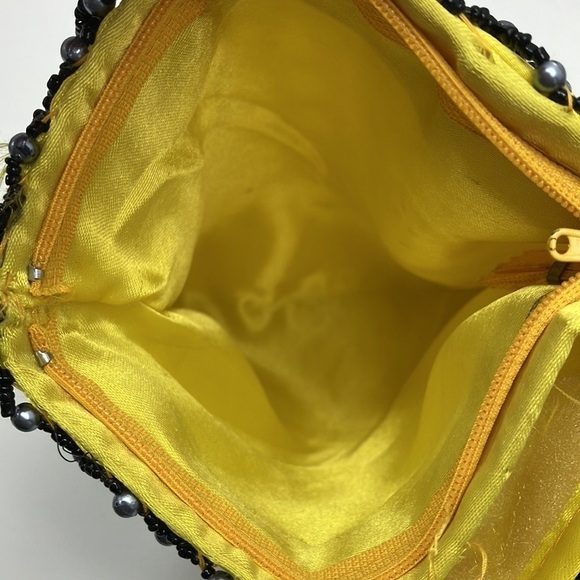 Black and Yellow Beaded Satin Bag preowned - Picture 6 of 7